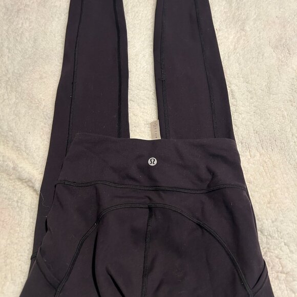 Lululemon Wunder Under Size 2 - Picture 2 of 2